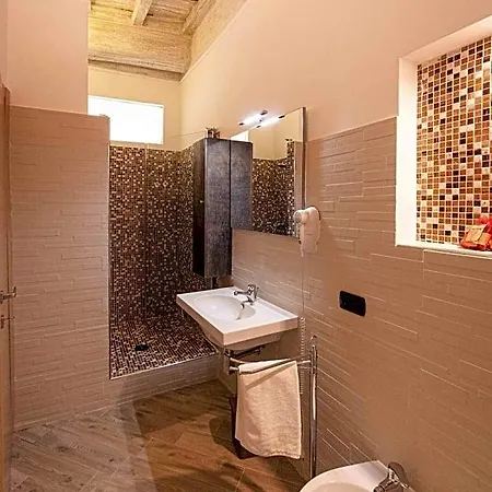 Lo Scoglio Dei Volsci Frühstückspension